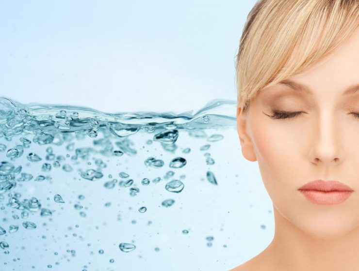 Ser facial cu acid hialuronic: 5 seruri de top selectate special pentru voi