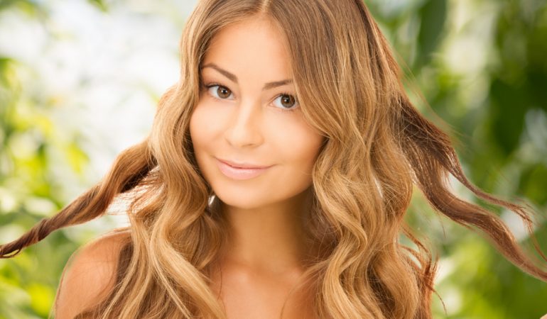 Îngrijirea părului creț – Vă vom ghida prin tot